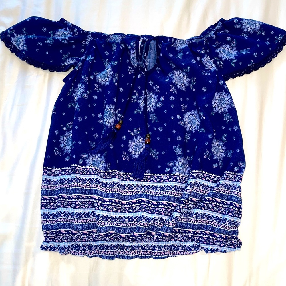 Xhilaration Off The Shoulder Blue Floral Blouse